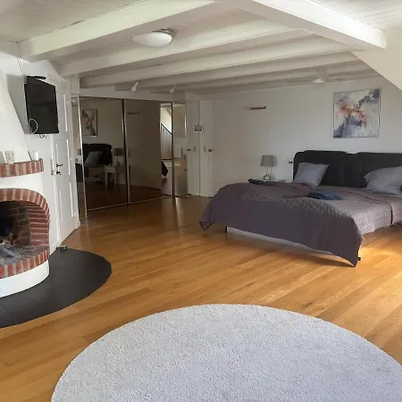 木屋 Family House 艾特韦